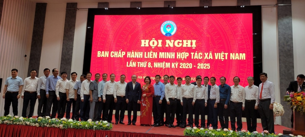  Ban Chấp hành Liên minh Hợp tác xã Việt Nam 