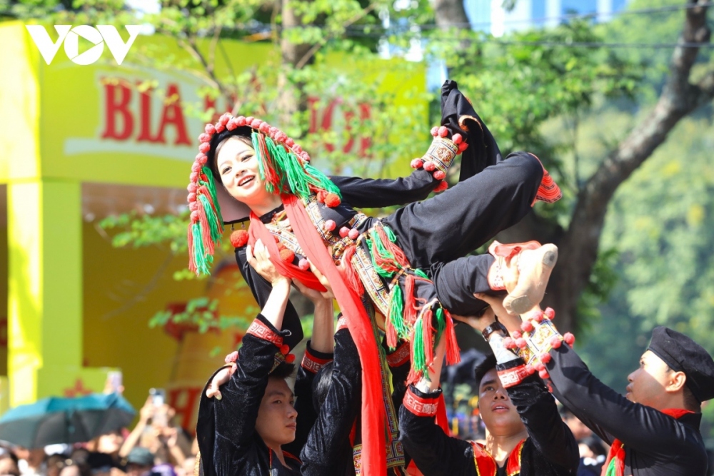 Ethnic people bring special performances to the event.