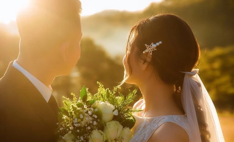 Nếu sau khi bị ép buộc, bị lừa dối hoặc bị cưỡng ép kết hôn mà bên bị ép buộc, bị lừa dối hoặc bị cưỡng ép đã biết, nhưng đã thông cảm, tiếp tục chung sống hoà thuận thì không quyết định huỷ việc kết hôn trái pháp luật.
