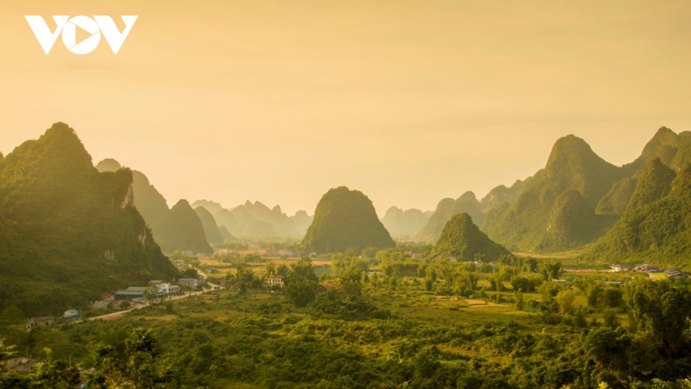 Công viên Địa chất Non nước Cao Bằng