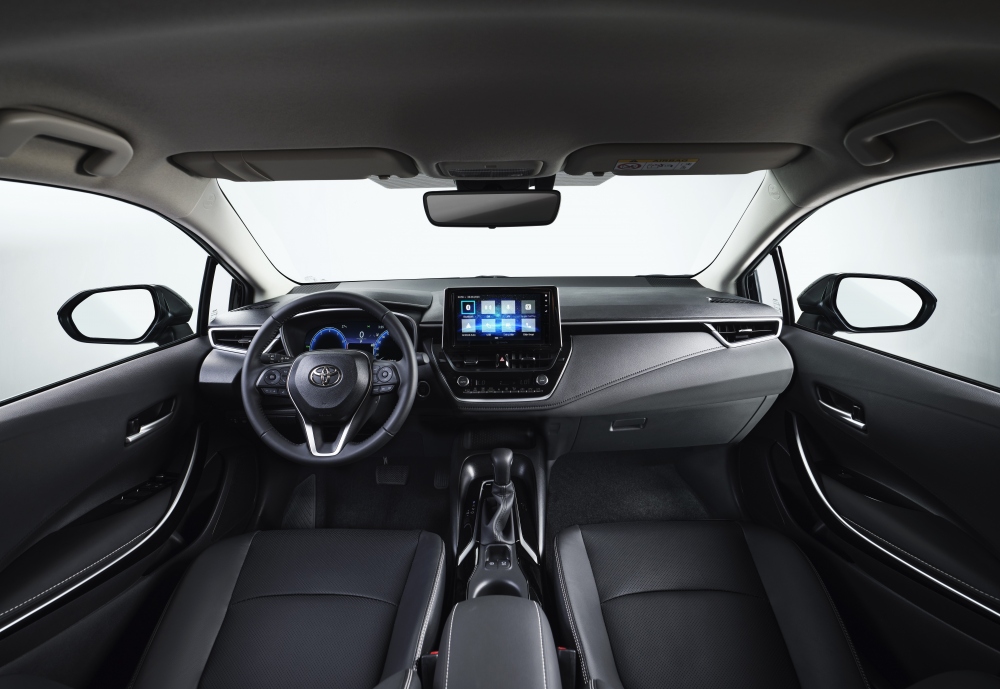 corolla_altis-3.jpg