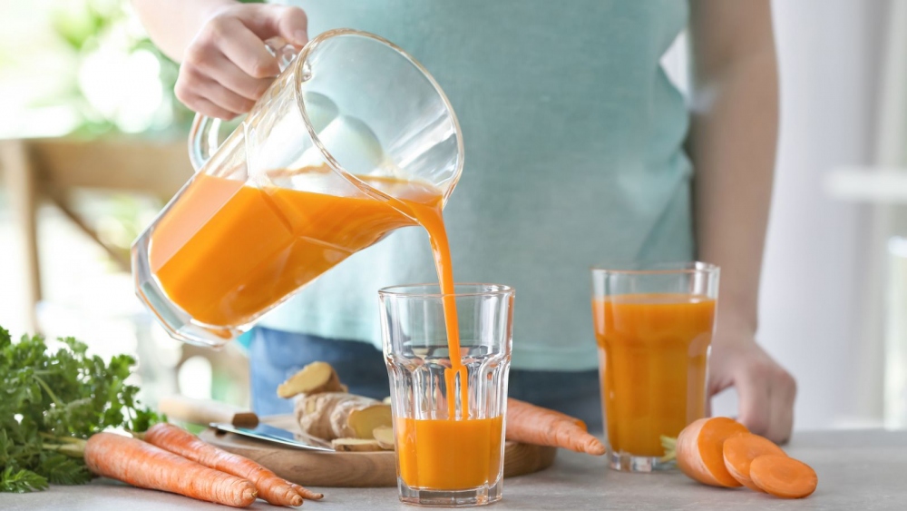 Theo một nghiên cứu cho thấy, uống nước ép cà rốt giúp sản xuất axit béo bão hòa đơn và cải thiện axit docosahexaenoic, cả hai đều tốt cho sức khỏe gan.