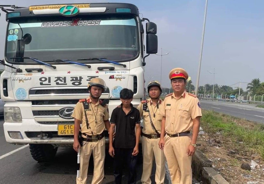 Đối tượng trộm xe bị CSGT bắt giữ tại huyện Bình Chánh, TP.HCM
