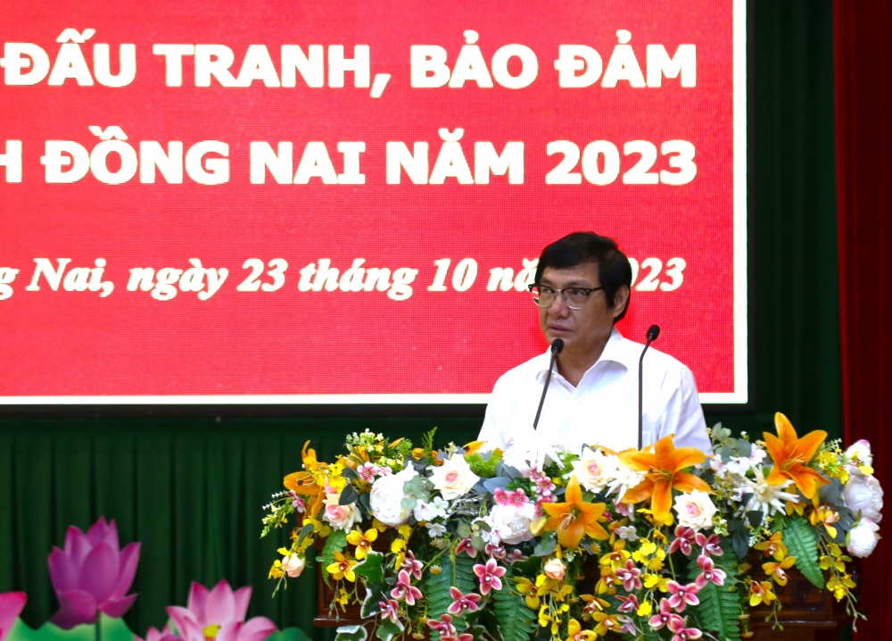 Ông Nguyễn Sơn Hùng, Phó Chủ tịch UBND tỉnh, Trưởng Ban Chỉ đạo về Nhân quyền tỉnh Đồng Nai phát biểu tại hội nghị.
