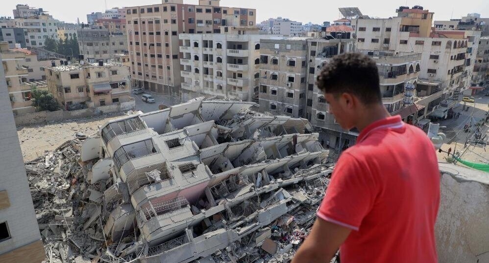 Cảnh đổ nát của TP Gaza khi Israel không kích liên tục. (Ảnh: AP)