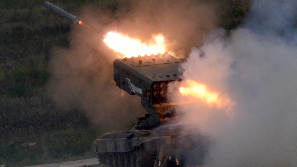 Nga sử dụng TOS-1A nhằm tạo hỏa lực áp đảo qua đó chế áp hoạt động tác chiến của binh sĩ Ukraine. Ảnh: Sputnik