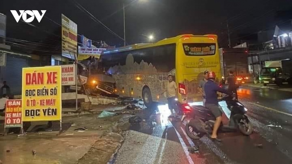 Vụ tai nạndo xe Thành Bưởi gây hậu quả nghiêm trọng