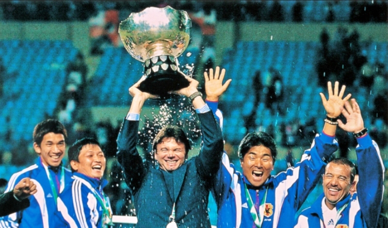 HLV Troussier vô địch Asian Cup 2000.