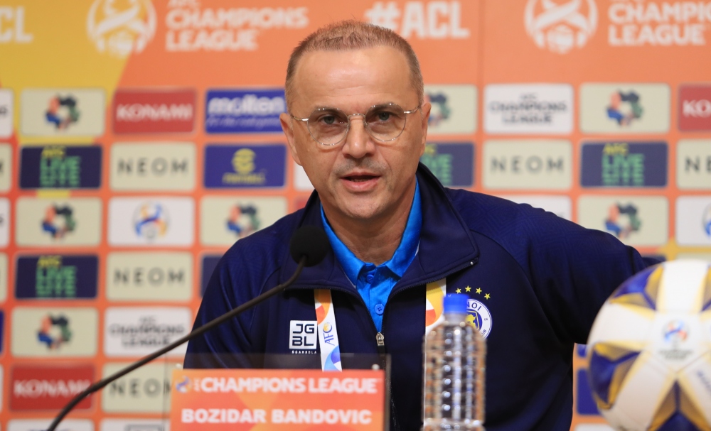 HLV Bandovic tự tin vào khả năng của Hà Nội FC.