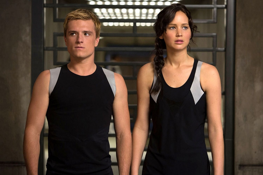 Josh Hutcherson và Jennifer Lawrence
