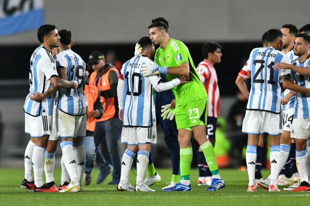 Chung cuộc, ĐT Argentina thắng 1-0 trước ĐT Paraguay và tạm vươn lên dẫn đầu BXH vòng loại World Cup 2026 khu vực Nam Mỹ.