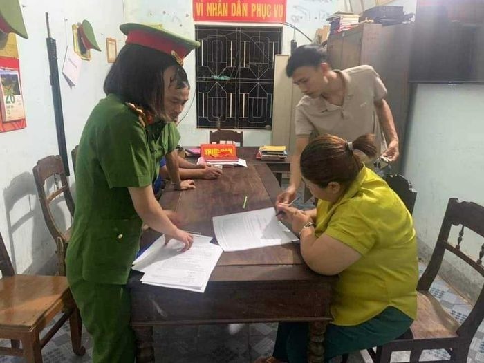 Nguyễn Thị Thuận tại cơ quan Công an.