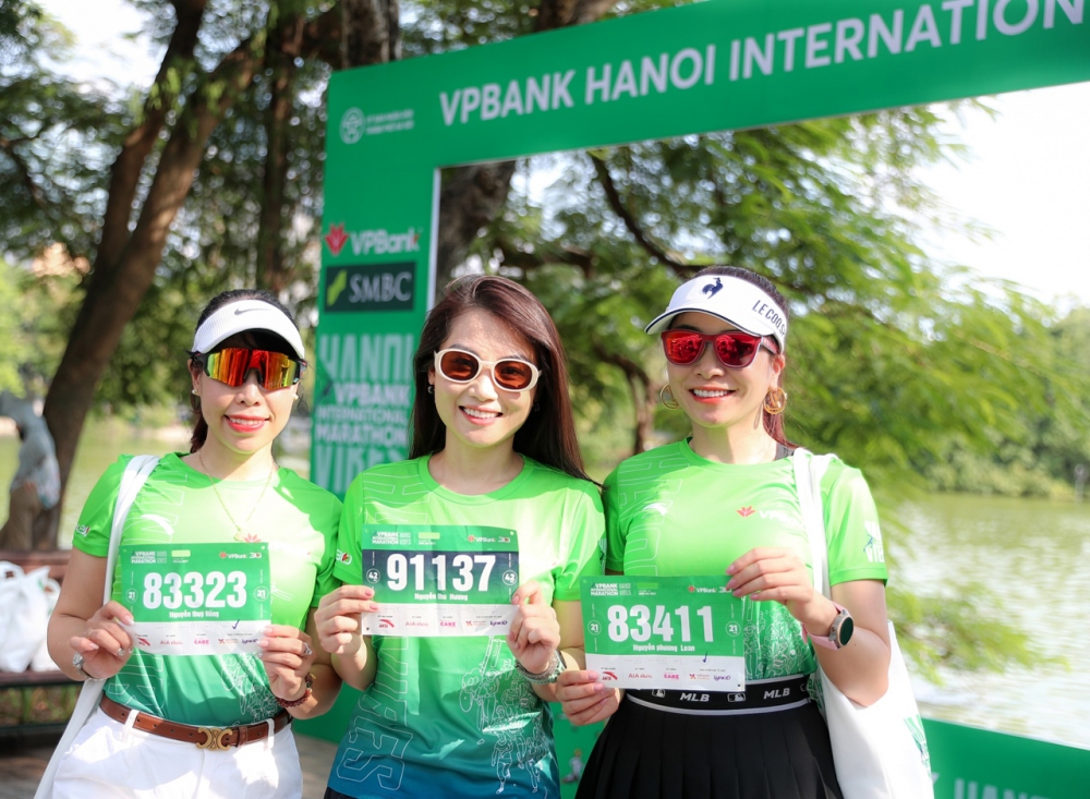 runner_chup_cung_bib.jpg