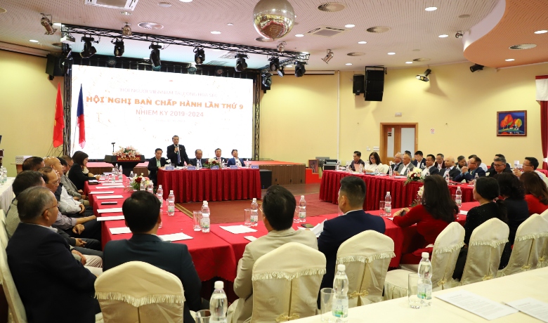 Nhiều hoạt động thiện nguyện, chia sẻ khó khăn với quê hương Việt Nam, hướng tới Hoàng Sa và Trường Sa cũng được bà con tích cực ủng hộ.