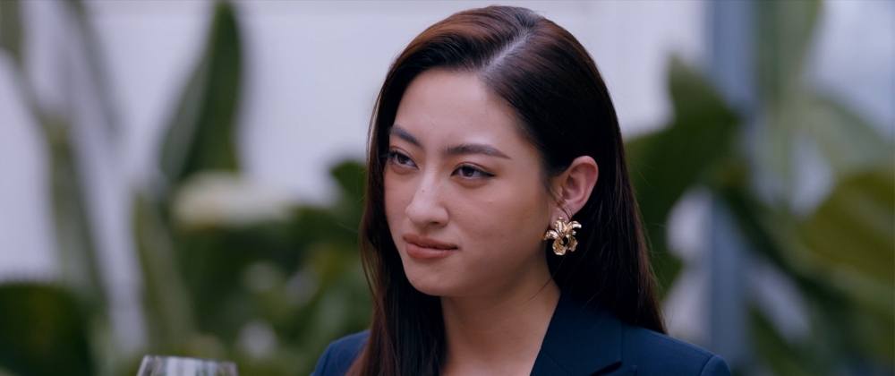 Lương Thùy Linh lần đầu chạm ngõ điện ảnh.