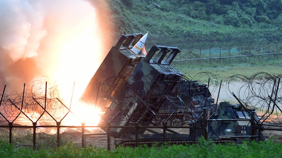 Hệ thống tên lửa tác chiến lục quân ATACMS. Ảnh: AFP