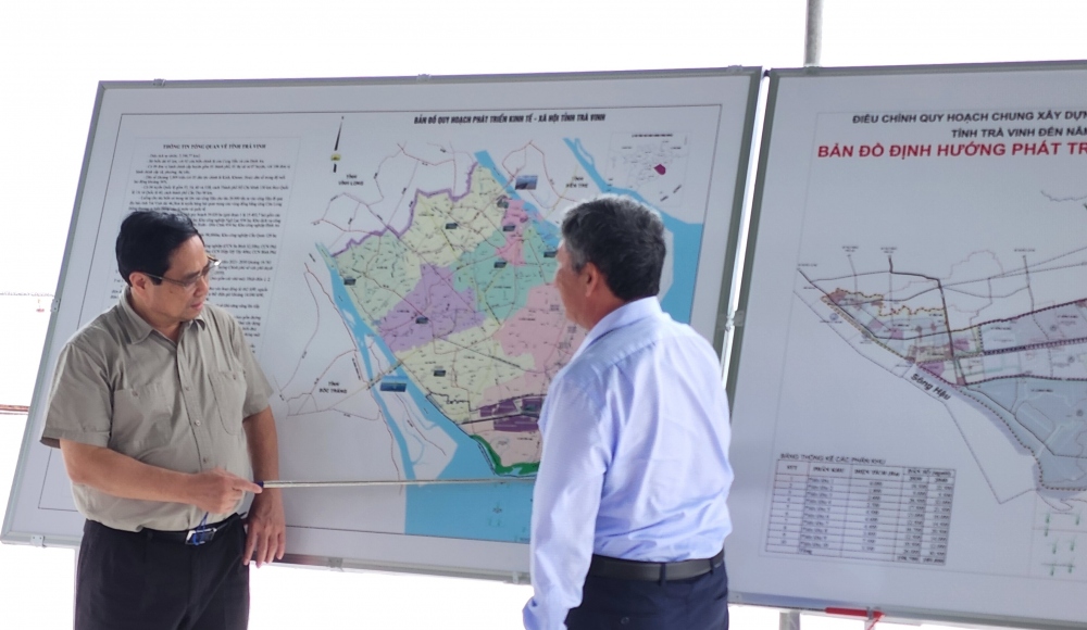 Thủ tướng Phạm Minh Chính khảo sát Khu kinh tế Định An tỉnh Trà Vinh.