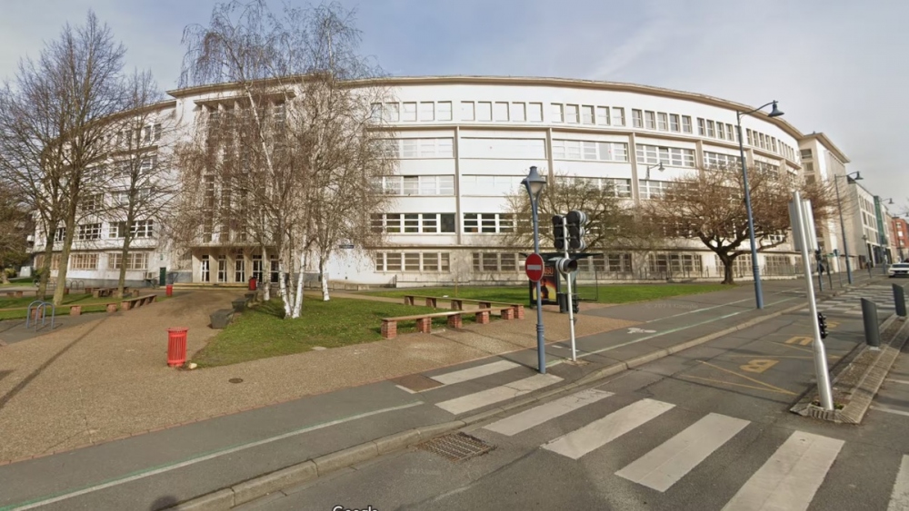 Trường trung học phổ thông Gambetta, thuộc tỉnh Arras, vùng Pas-de-Calais ở phía Bắc nước Pháp - Ảnh: France Info