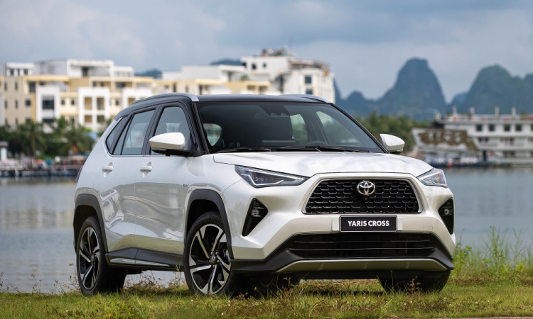 Trong tháng 11/2023, Toyota Yaris Cross chiếm vị trí số 2 về doanh số ở phân khúc SUV cỡ B và B+ với kết quả kinh doanh đạt 1.092 xe bán ra