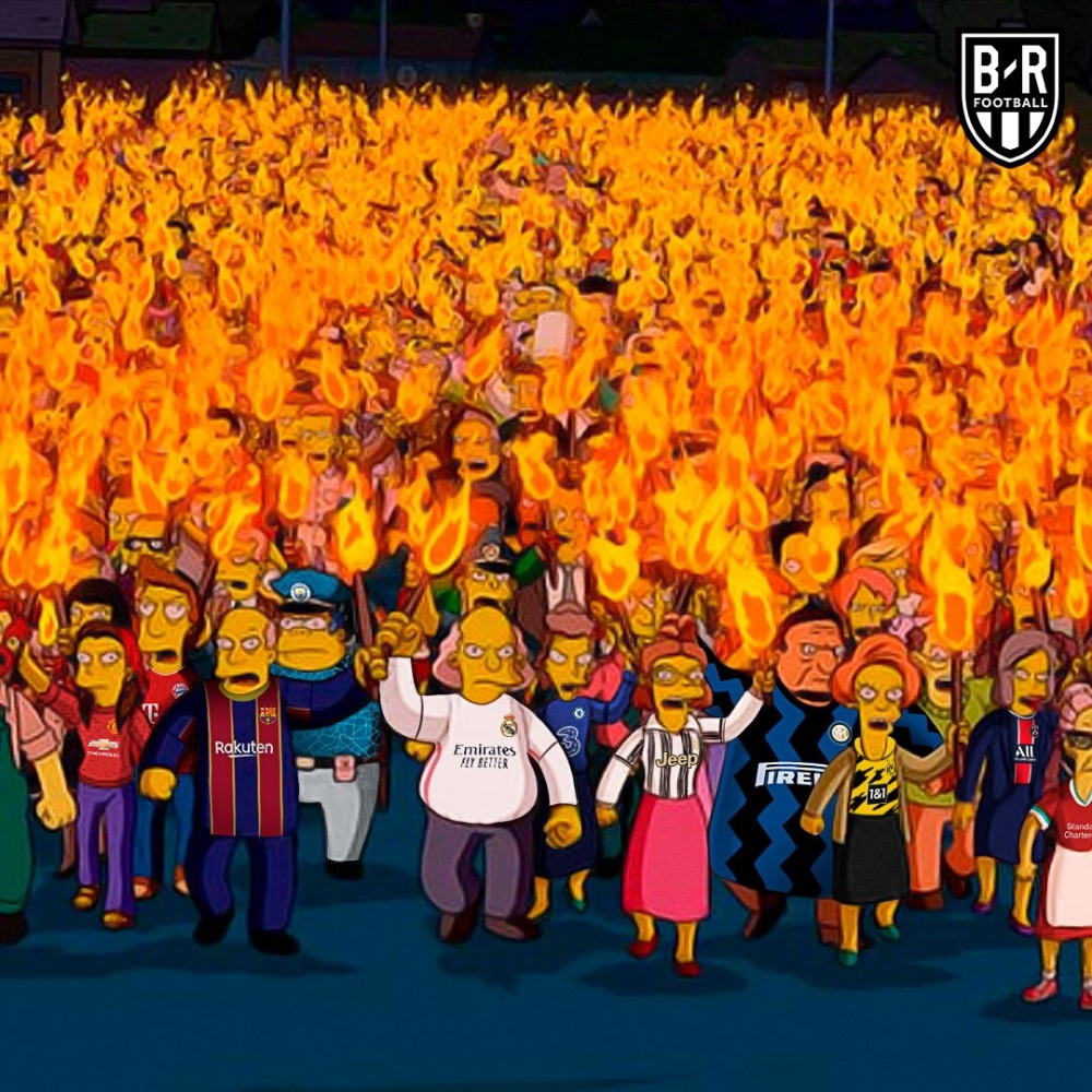 CĐV bóng đá thế giới bức xúc vì VAR. (Ảnh: Bleacher Report). 