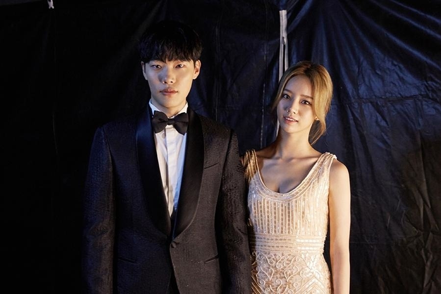 Tin tức cặp đôi Hyeri và Ryu Jun Yeol chia tay gây bão mạng xã hội.