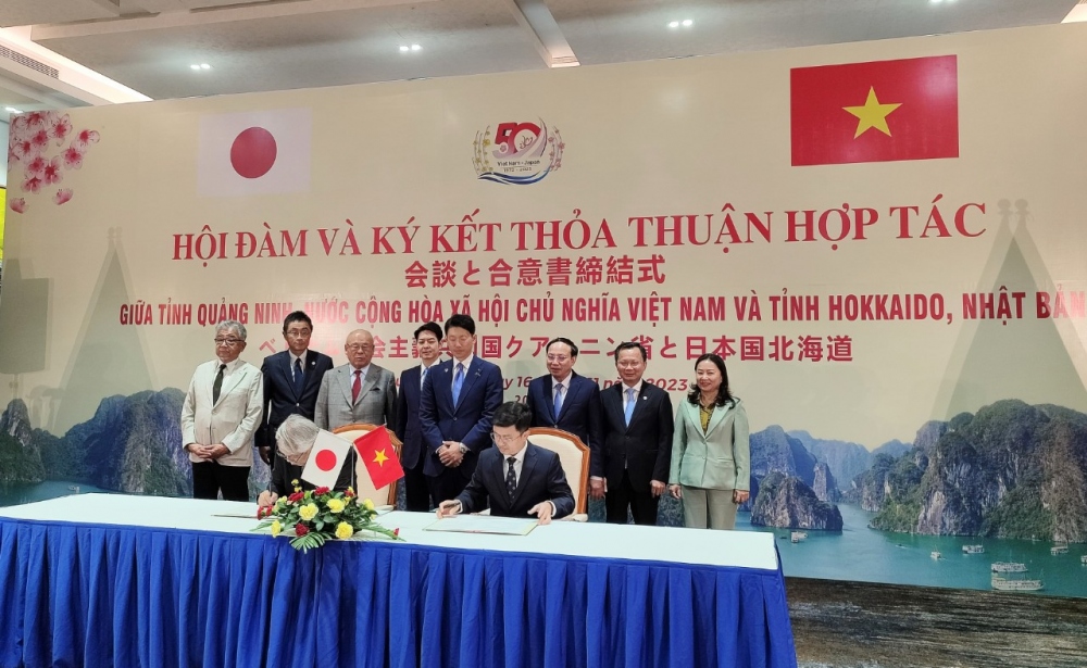 Tỉnh Quảng Ninh (Việt Nam) và tỉnh Hokkaido (Nhật Bản) ký kết các thỏa thuận hợp tác tổ chức nhiều chương trình ý nghĩa