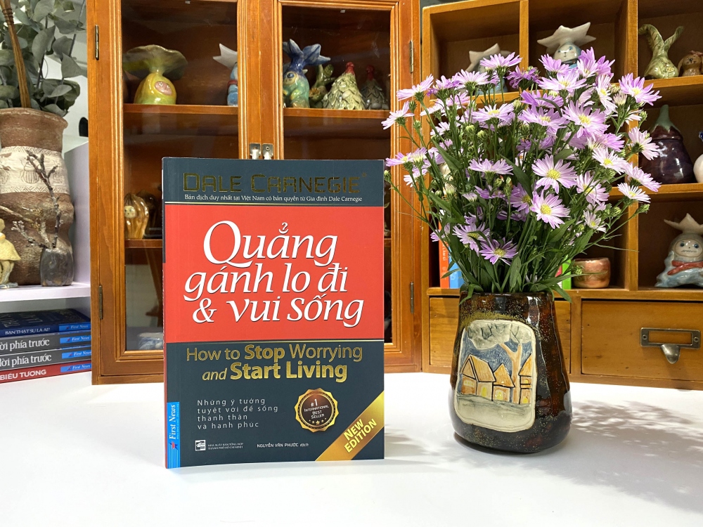 Quẳng gánh lo đi và vui sống.