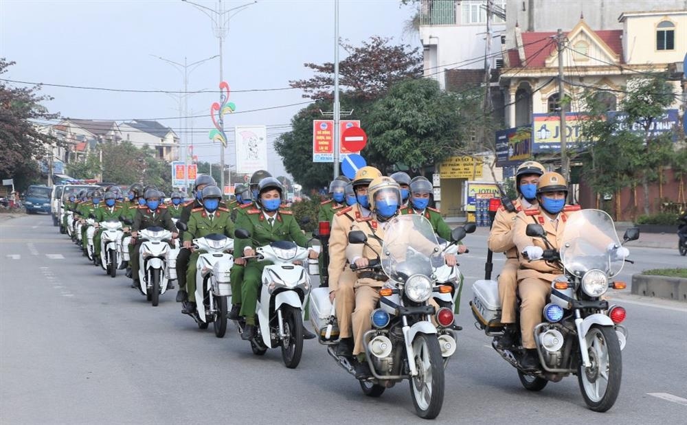 Lực lượng Công an nhân dân ra quân đảm bảo an ninh trật tự, an toàn giao thông