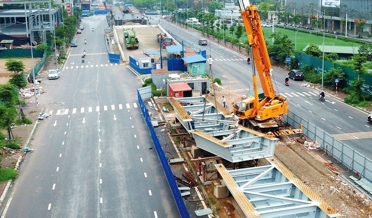 Giải ngân đầu tư công thấp trong khi nền kinh tế đang cạn vốn (Ảnh minh họa: KT)