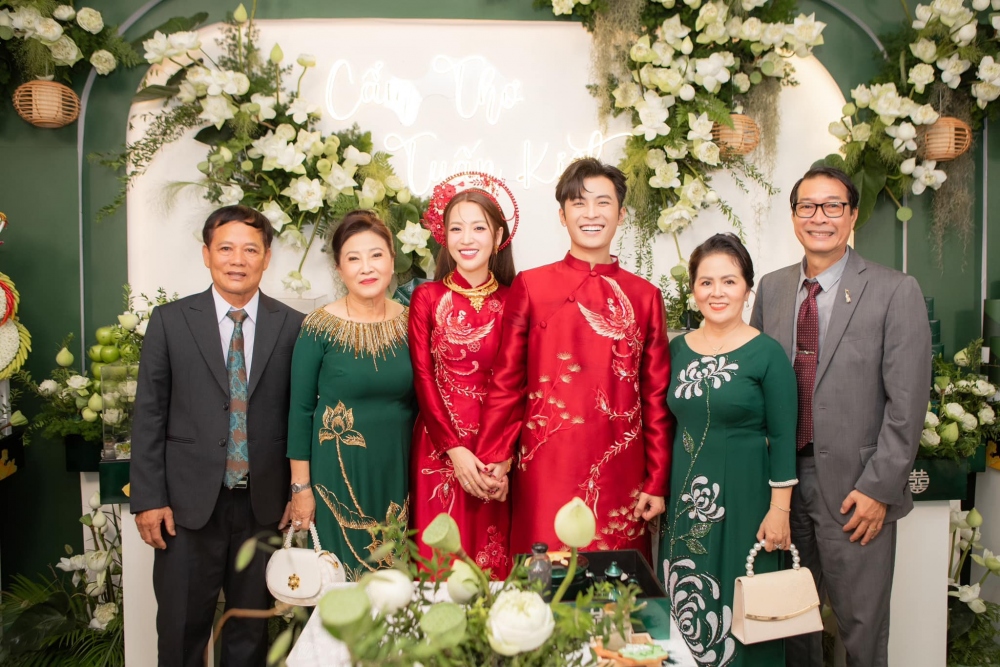Gin Tuấn Kiệt, Puka cùng gia đình 2 bên.