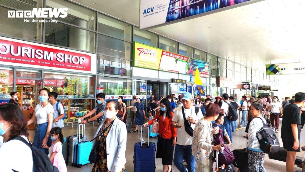 Sân bay quốc tế Đà Nẵng.