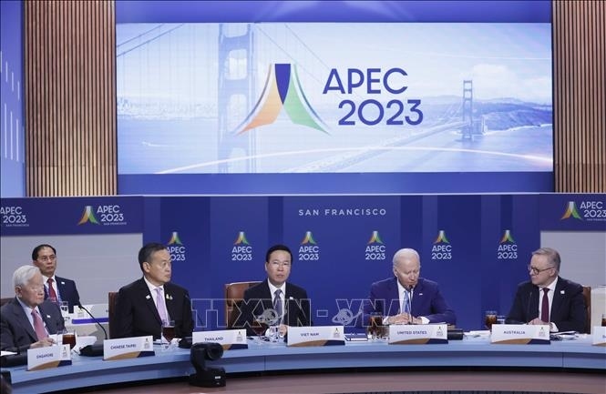 Chủ tịch nước Võ Văn Thưởng và các Nhà lãnh đạo APEC. (Ảnh: Thống Nhất/TTXVN)