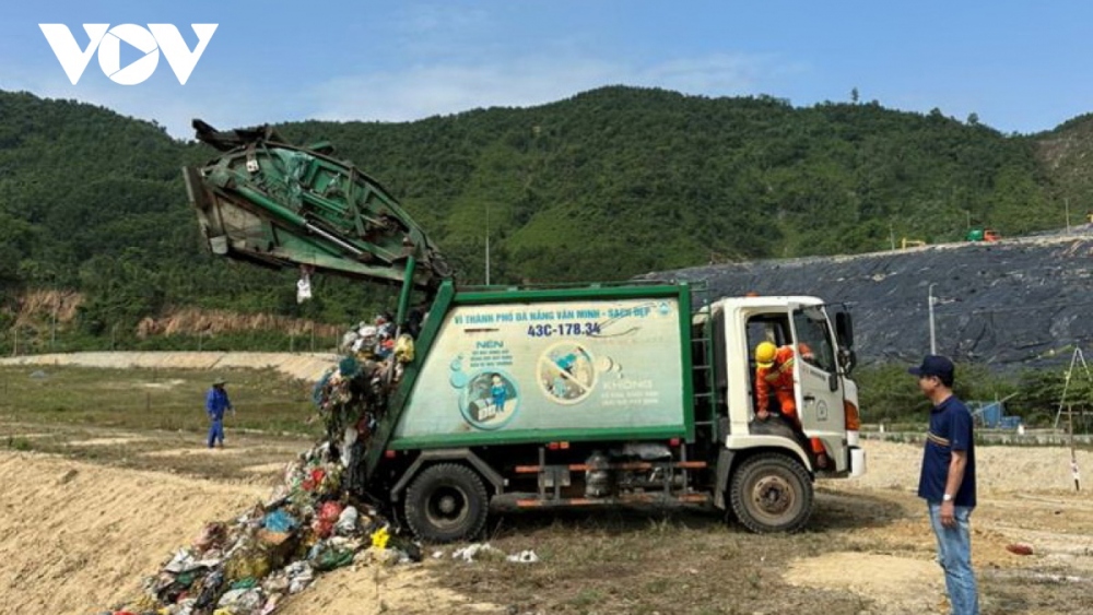Xử lý chôn lấp tại rác Bãi rác Khánh Sơn Đà Nẵng