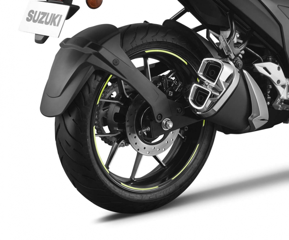 Chiêm ngưỡng hai biến thể motor Suzuki Gixxer 250/250SF 2023 ra mắt tại Malaysia, giá khởi điểm từ 75 triệu đồng