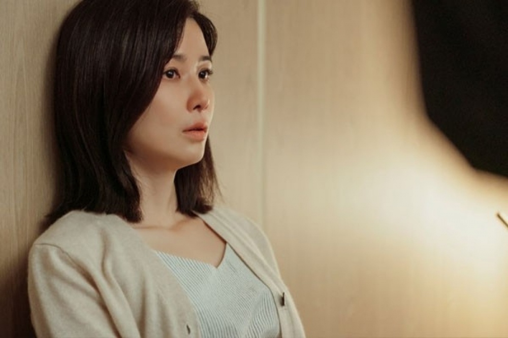 Tôi chết lặng khi nghe được câu chuyện của chồng và mẹ chồng (Ảnh minh họa, nguồn: KT)