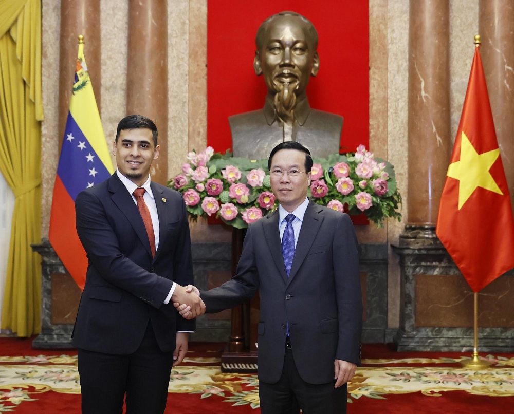 Chủ tịch nước Võ Văn Thưởng tiếp Đại sứ Venezuela Juan Carlos Fernandes Juarez