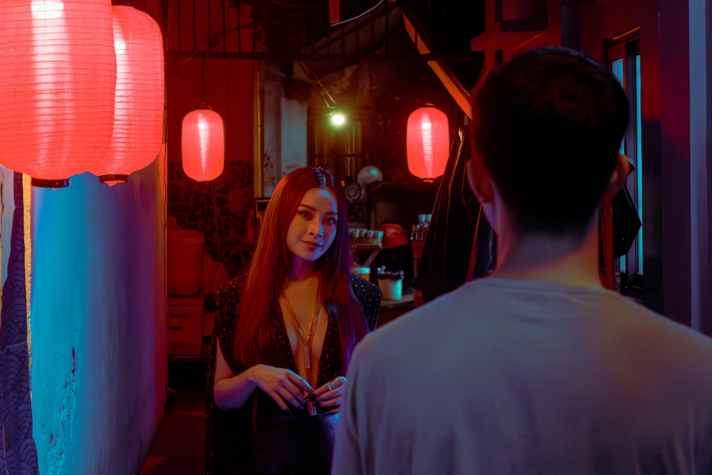 Chi Pu trở lại màn ảnh rộng với "Người mặt trời".