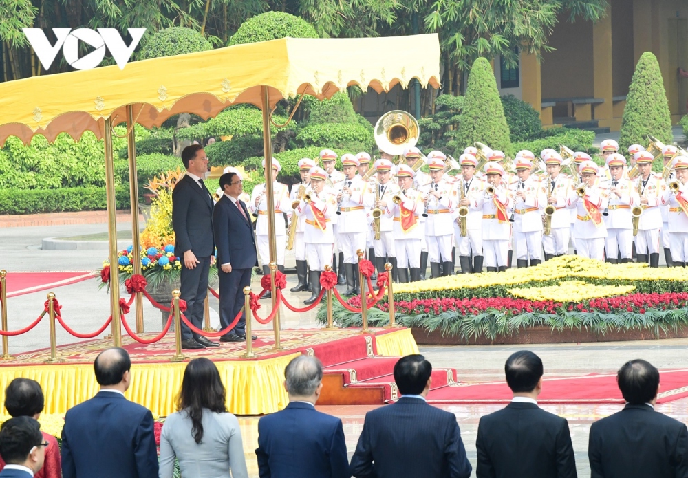 Sáng 2/11 tại Phủ Chủ tịch, Thủ tướng Phạm Minh Chính đã chủ trì Lễ đón chính thức Thủ tướng Hà Lan Mark Rutte sang thăm và làm việc tại Việt Nam. (Ảnh: Trọng Phú)