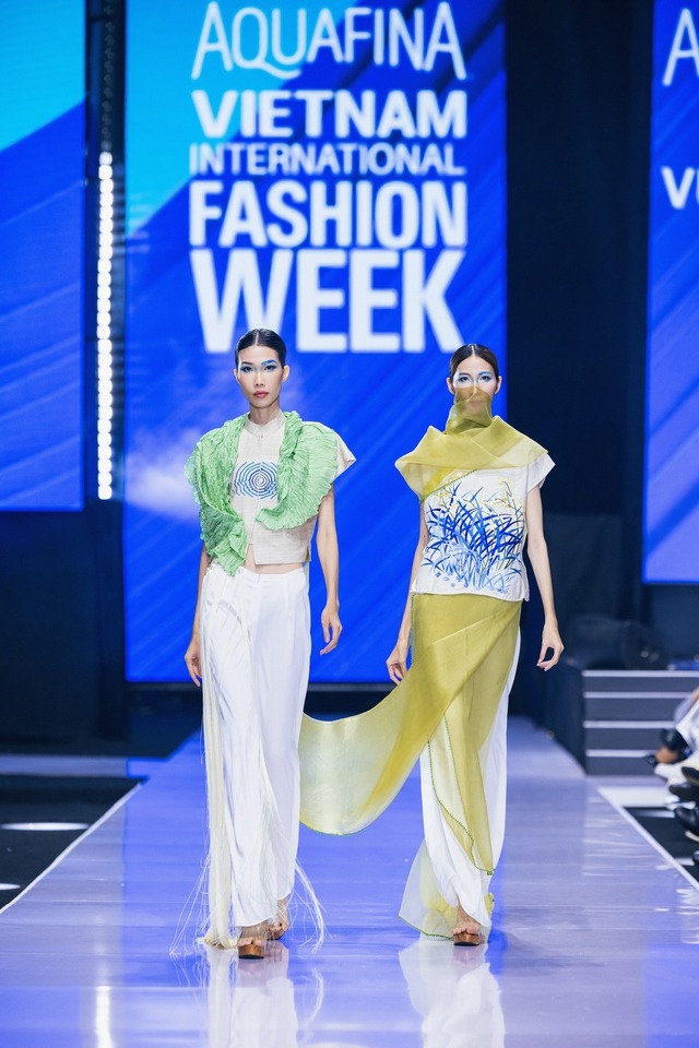 The event opens with the theme of “Shaping the Future” with the aim of honouring designs which make use of environmentally-friendly materials.