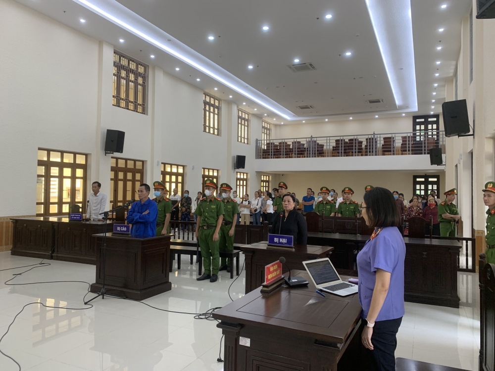 Hội đồng xét xử TAND tỉnh Bình Thuận đã tuyên phạt bị cáo Nguyễn Văn Thuật với mức án 15 năm tù giam về tội "Giết người". (Ảnh: Thiện Tâm)