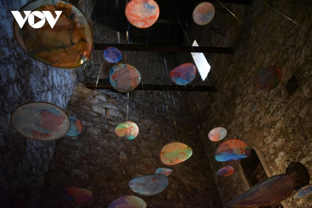 Locals and tourists have the chance to admire the beauty inside an architectural structure that has been left dormant for decades. The exhibition opens to the public from 9 a.m. to 5 p.m. every day from November 17 to 26.