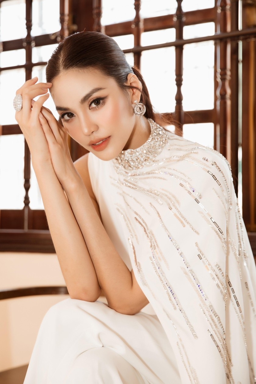 Chia sẻ về cuộc sống hiện tại, Lan Khuê dùng từ “hài lòng". Cô cho biết sau khi lập gia đình, sinh con, cô cân nhắc hơn trong việc góp mặt trong các dự án nghệ thuật. Ngoài ra, nữ siêu mẫu cũng mạnh dạn thử sức ở lĩnh vực kinh doanh vì muốn làm mới mình và để học hỏi thêm những điều mới mẻ cho bản thân.