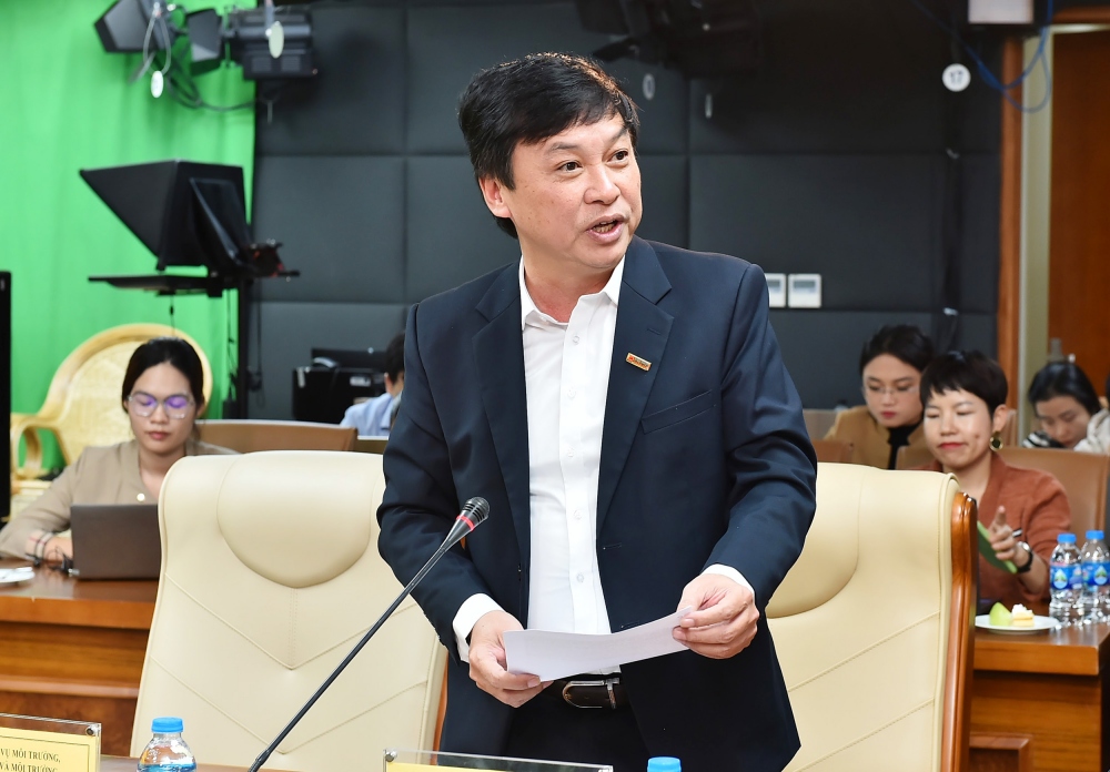 Phó Tổng Biên tập Báo Đại biểu Nhân dân Lê Thanh Kim phát biểu. Ảnh: Trần Hiệp