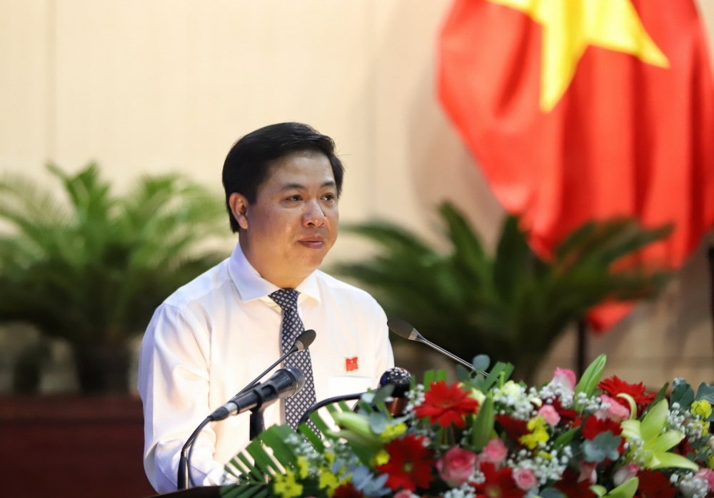 Ông Lương Nguyễn Minh Triết, Phó Bí thư Thường trực Thành ủy, Chủ tịch Hội đồng Nhân dân thành phố Đà Nẵng phát biểu tại kỳ họp