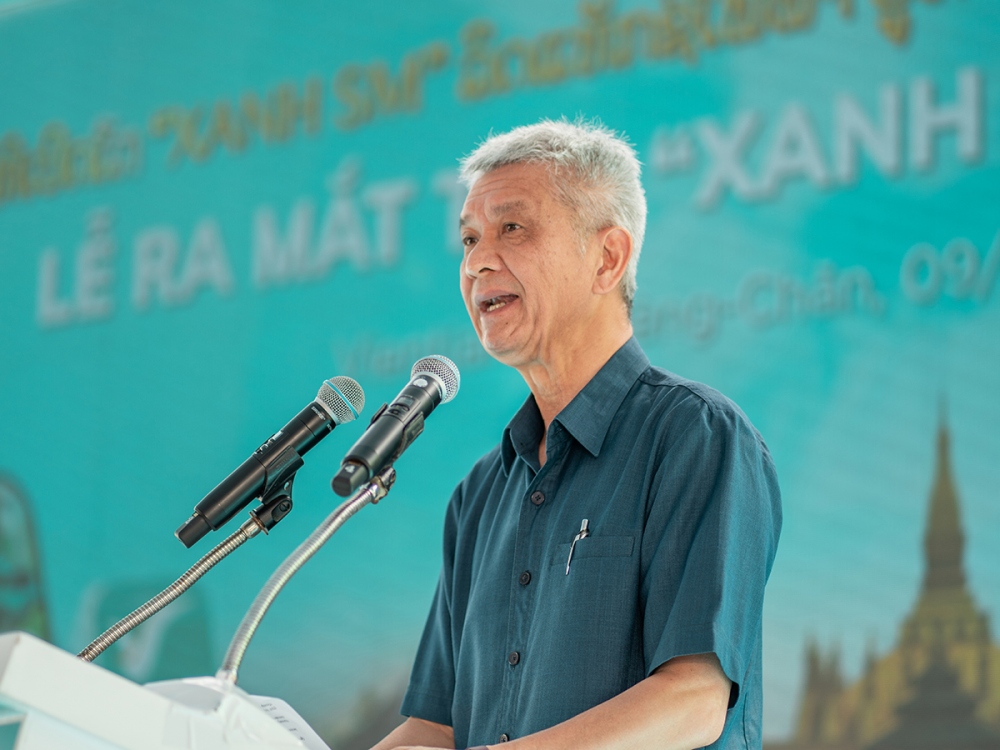 Bí thư Trung ương Đảng, Bí thư Thành ủy kiêm Chủ tịch HĐND TP. Vientiane phát biểu tại sự kiện ra mắt Xanh SM