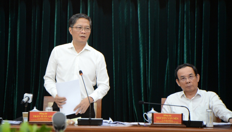Đoàn khảo sát do ông Trần Tuấn Anh, Trưởng ban Kinh tế Trung ương làm trưởng đoàn