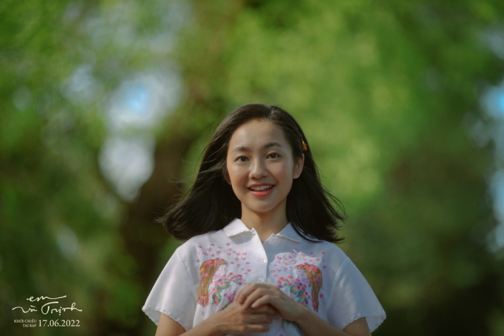 Sở hữu nhan sắc ngọt ngào, thuần khiết cùng chất giọng biểu cảm, cô được các bạn trẻ biết đến với tư cách một người có ảnh hưởng trên mạng xã hội (KOL) và diễn viên lồng tiếng.