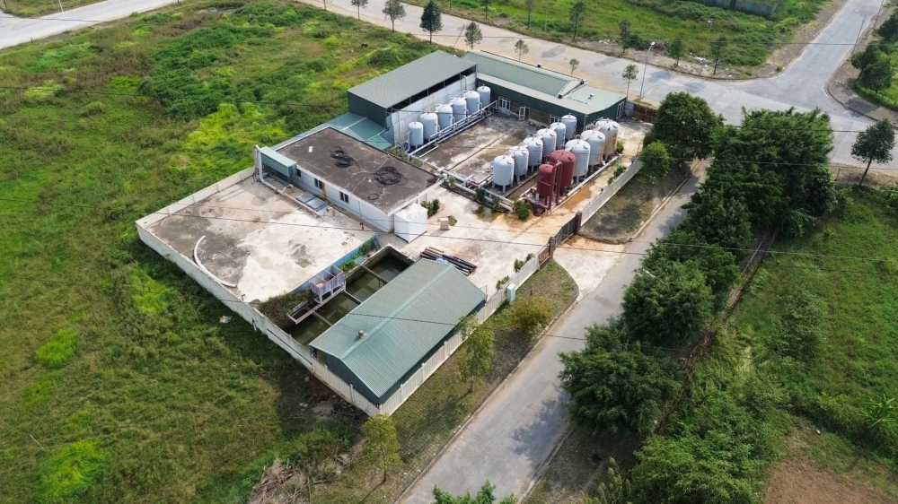 Trạm cấp nước ngầm Thanh Hà dừng hoạt động từ ngày 14/10, sau khi cư dân phản ánh nước sinh hoạt ô nhiễm, khiến một số trẻ em bị mẩn ngứa. Ảnh: Báo Giao thông
