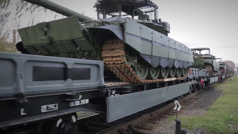 Sản lượng xe tăng Nga tăng gấp 7 lần. Ảnh: Uralvagonzavod