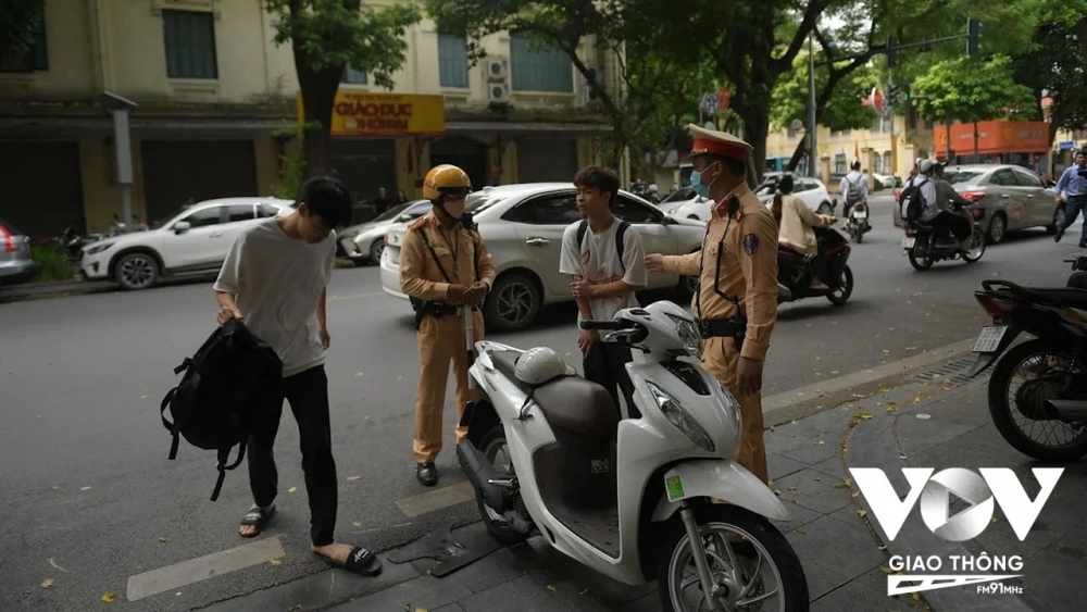 Xử lý học sinh vi phạm giao thông